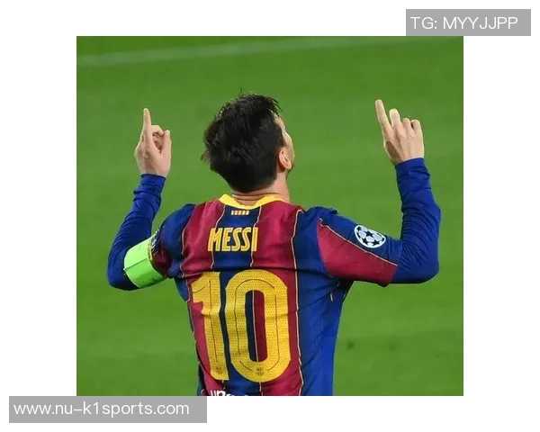 足球场上的十号传奇：盘点历史上最具影响力的十号球员与他们的经典瞬间